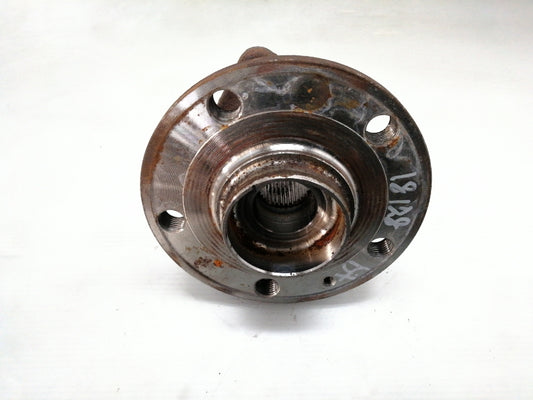 Mozzo ruota posteriore destro volkswagen passat ( 2014 in poi ) +
