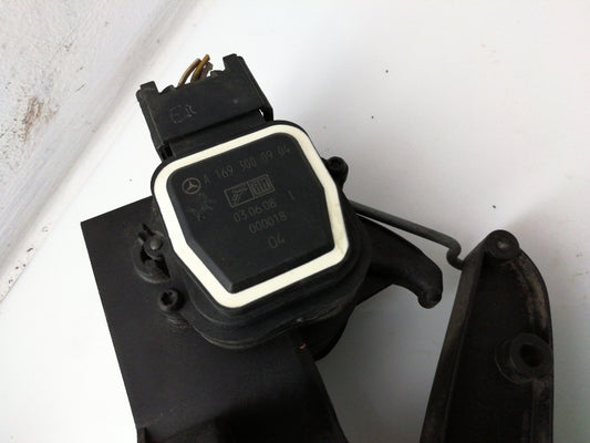 Pedale acceleratore mercedes classe b w245 ( 2005 > 2011 ) a1693000904