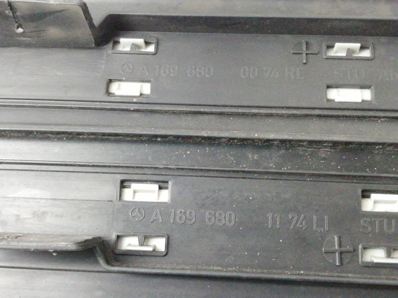 Kit battitacco porta mercedes classe b w245 ( 2005 > 2011 ) rivestimento