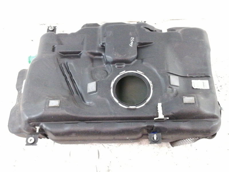 Serbatoio carburante mercedes classe a w176 ( 2012 in poi ) diesel