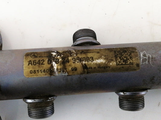 Flauto distributore carburante mercedes classe c w204 3.0 cdi ( 2007 )